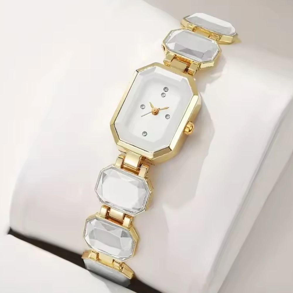 Crystal Aura Diamond Bracelet Watch - Picture 3 of 9